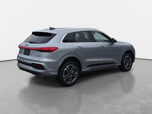 2025 Audi Q5 Premium Plus TFSI quattro S tronic