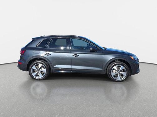 2025 Audi Q5 40 Premium