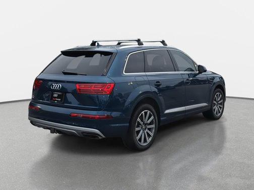 2019 Audi Q7 45 Premium Plus