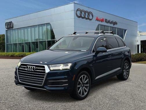 2019 Audi Q7 45 Premium Plus