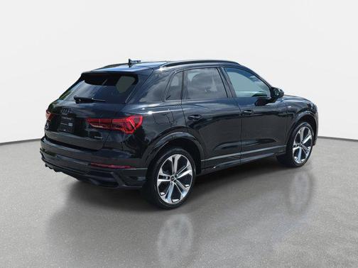 2022 Audi Q3 45 S line Premium Plus