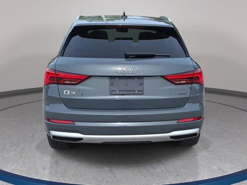 Nano Gray Metallic 2022 Audi Q3 40 Premium