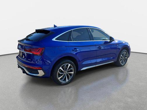2022 Audi Q5 45 S line Premium