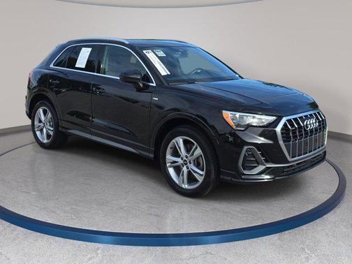 Mythos Black Metallic 2022 Audi Q3 45 S line Premium