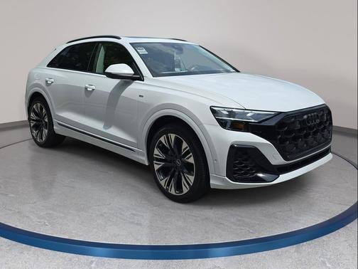 Glacier White 2026 Audi Q8 55 Premium Plus