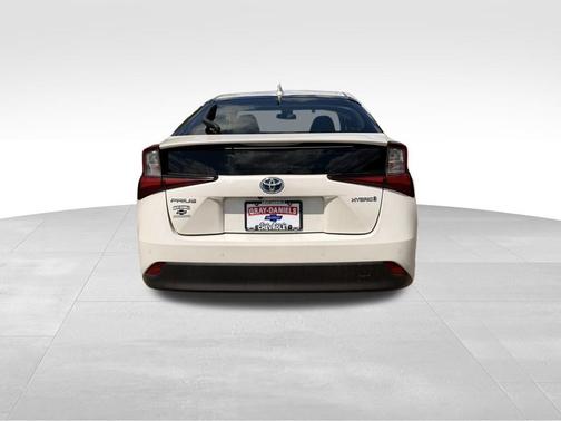 2019 Toyota Prius LE