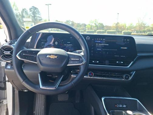 Summit White 2025 Chevrolet Equinox 1LT