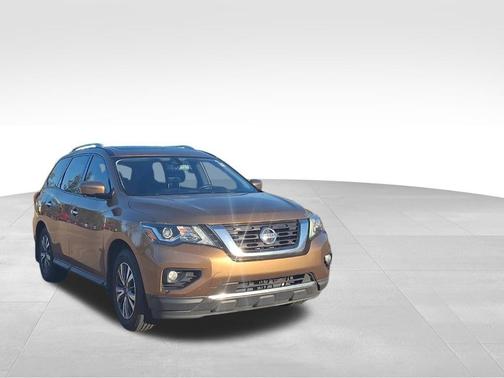 2017 Nissan Pathfinder SL