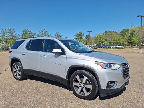 2019 Chevrolet Traverse LT Leather