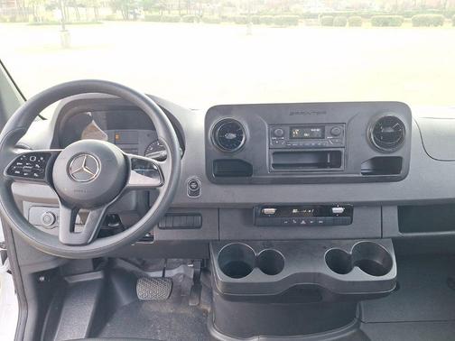 2023 Mercedes-Benz Sprinter 2500 High Roof