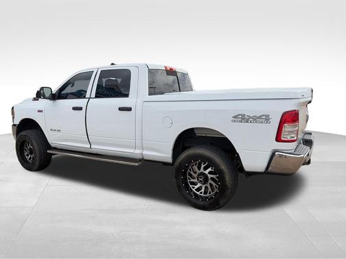 2020 RAM 2500 Tradesman Crew Cab 4x4 6'4' Box