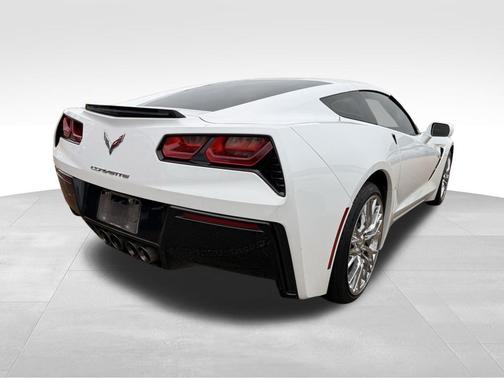 Arctic White 2017 Chevrolet Corvette Stingray