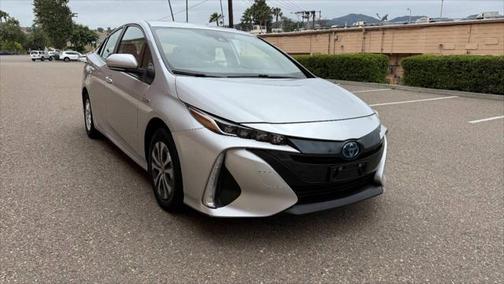 2021 Toyota Prius Prime LE