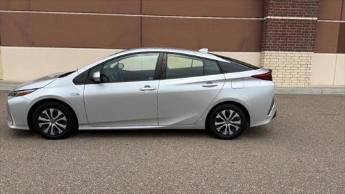 2021 Toyota Prius Prime LE