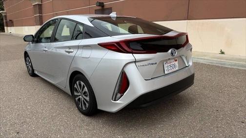 2021 Toyota Prius Prime LE