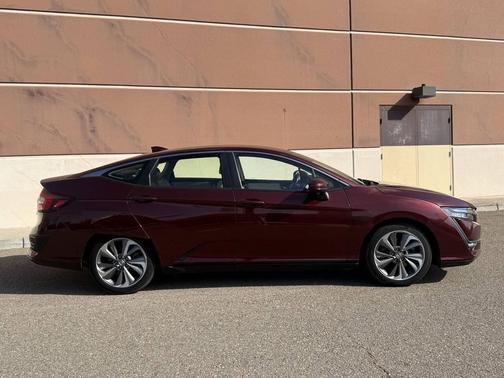 2018 Honda Clarity Plug-In Hybrid Touring