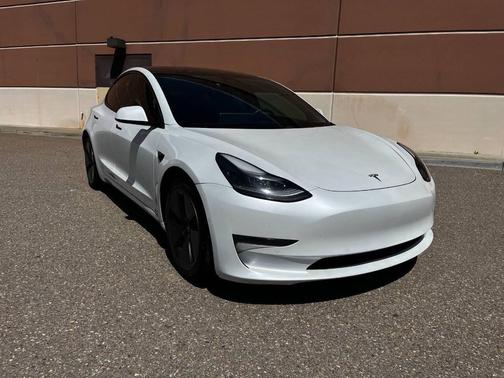 2022 Tesla Model 3 Standard Range