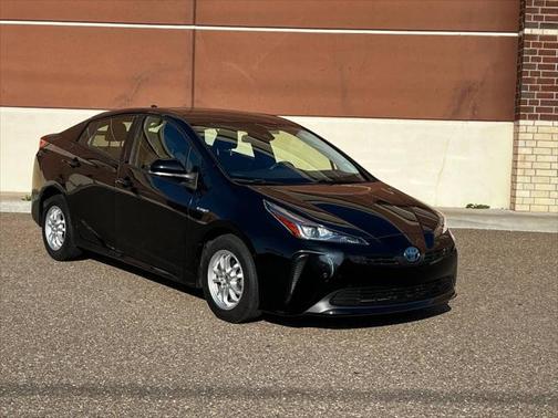2019 Toyota Prius LE