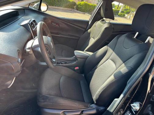 2019 Toyota Prius LE