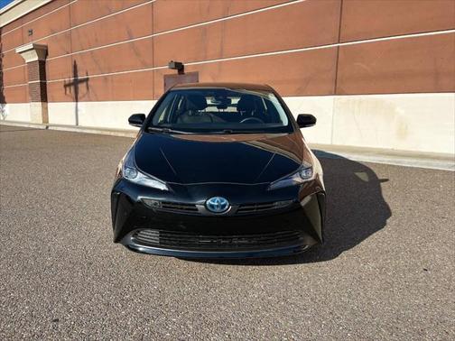 2019 Toyota Prius LE