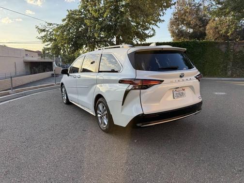 White 2023 Toyota Sienna Limited