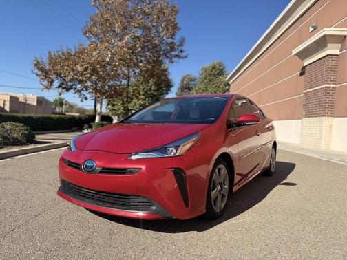 2019 Toyota Prius XLE
