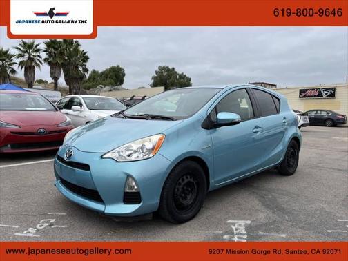2014 Toyota Prius c Two