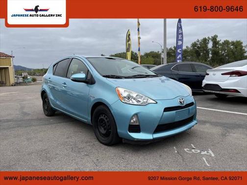 2014 Toyota Prius c Two