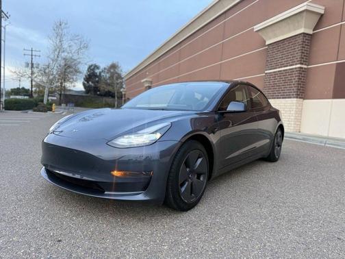 2023 Tesla Model 3 Standard Range