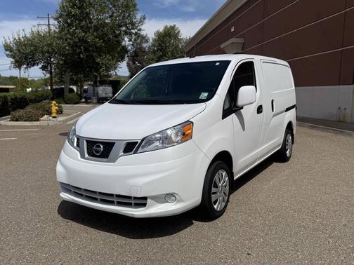 White 2021 Nissan NV200 SV