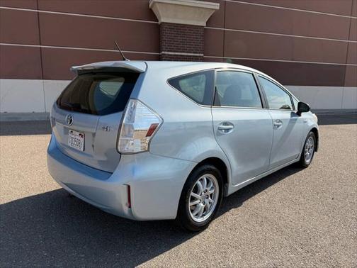 2014 Toyota Prius v Three