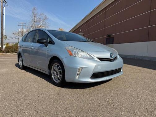 2014 Toyota Prius v Three