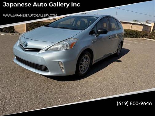 2014 Toyota Prius v Three
