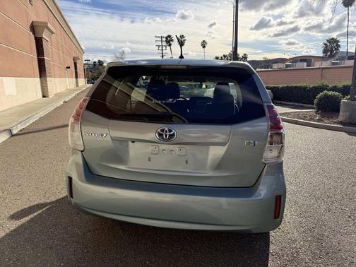 2015 Toyota Prius v Two