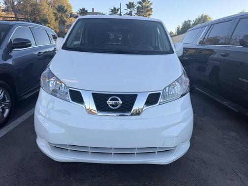 2017 Nissan NV200 SV