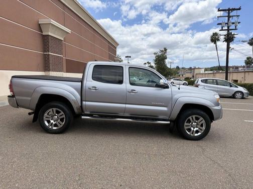 Silver 2015 Toyota Tacoma PreRunner