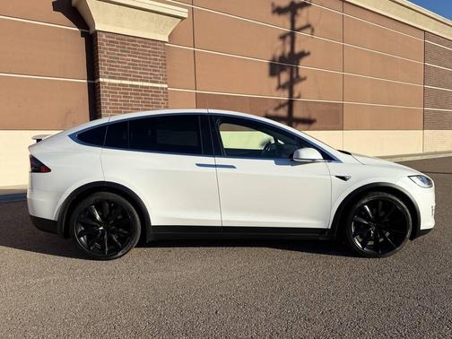 2021 Tesla Model X Long Range Plus Dual Motor All-Wheel Drive