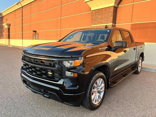 Black 2024 Chevrolet Silverado 1500 Custom