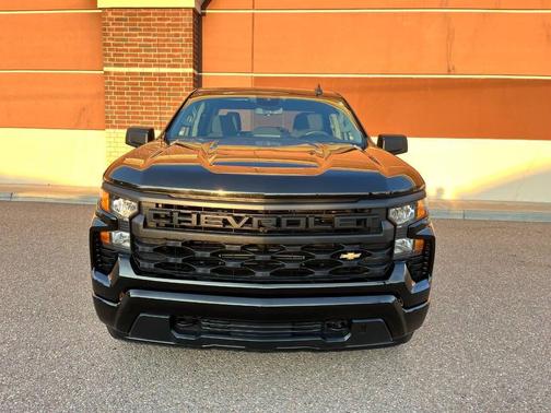 Black 2024 Chevrolet Silverado 1500 Custom