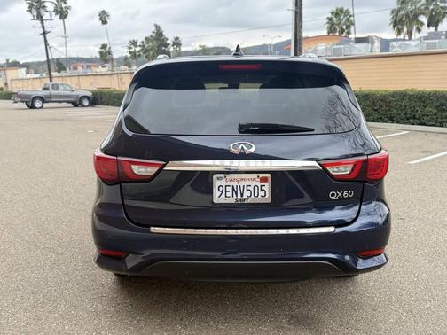 2018 INFINITI QX60 Base