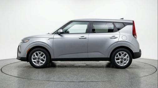 Steel Gray 2025 Kia Soul LX