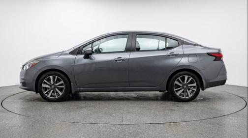 Gun Metallic 2025 Nissan Versa 1.6 SV