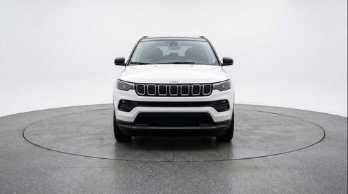 Bright White Clearcoat 2025 Jeep Compass Limited