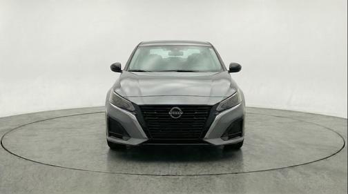 Gun Metallic 2025 Nissan Altima SV FWD