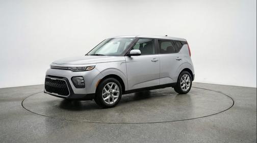 Steel Gray 2025 Kia Soul LX