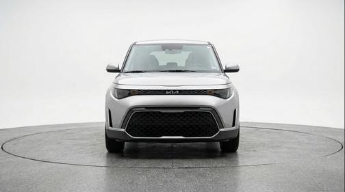 Gravity Gray 2025 Kia Soul LX