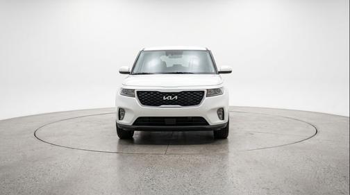 Snow White Pearl 2025 Kia Soul LX