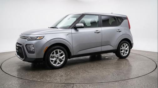 Steel Gray 2025 Kia Soul LX