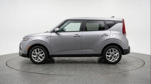 Steel Gray 2025 Kia Soul LX