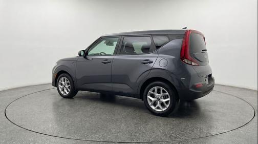 Gravity Gray 2025 Kia Soul LX